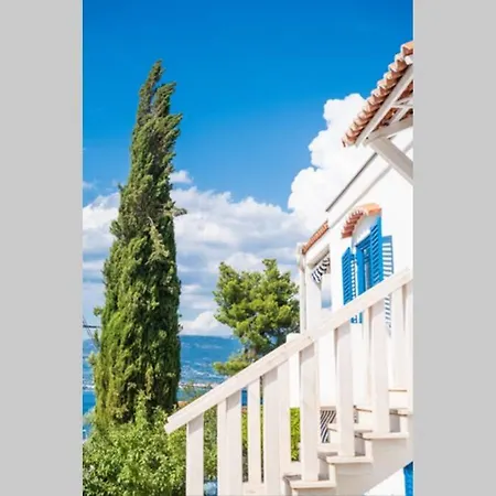 Feriehus Mediterranean Oasis Trogir